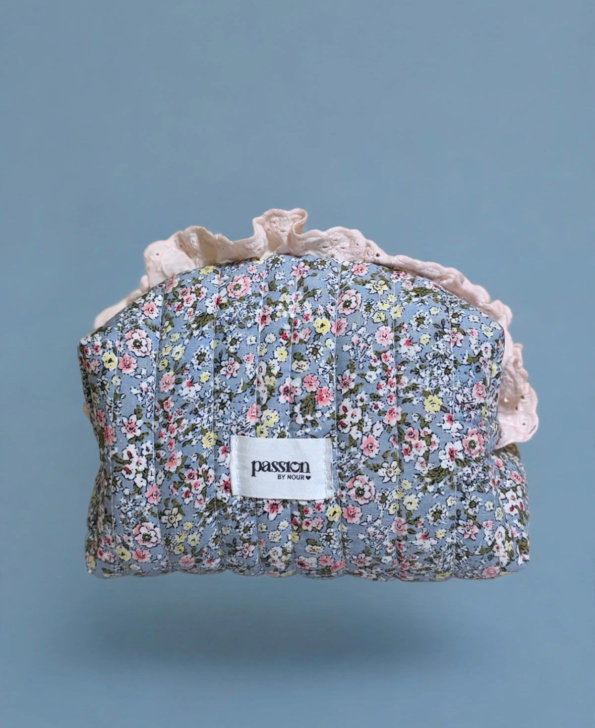 Floral Ruffled Grey blue